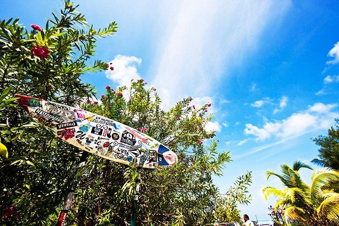Manihi Surf Maldivas adaaran