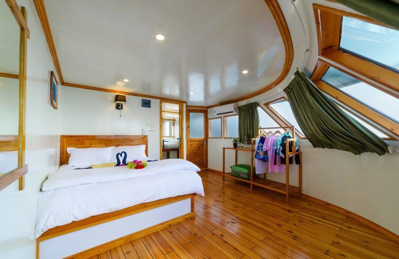 Maldivas Manihi surf trip rooms