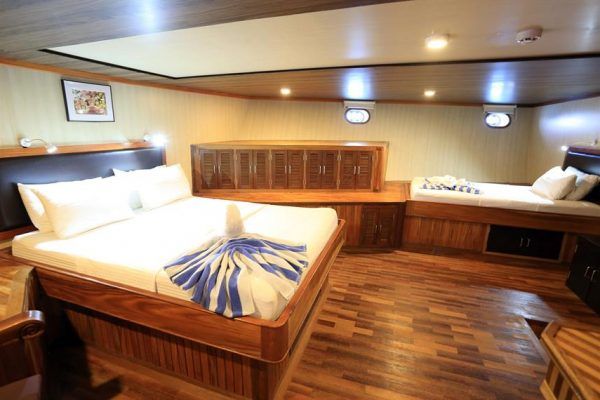 Manihi Surf trip Rooms