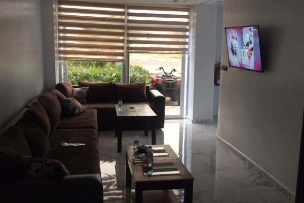 Manihi Surftrip Marruecos surfhouse. sala tv